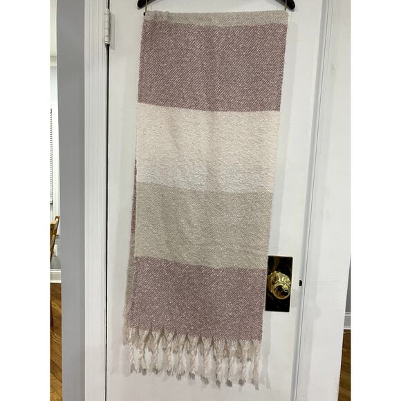 Gentle Fawn Pink and Cream Scarf - Picture 4 of 9